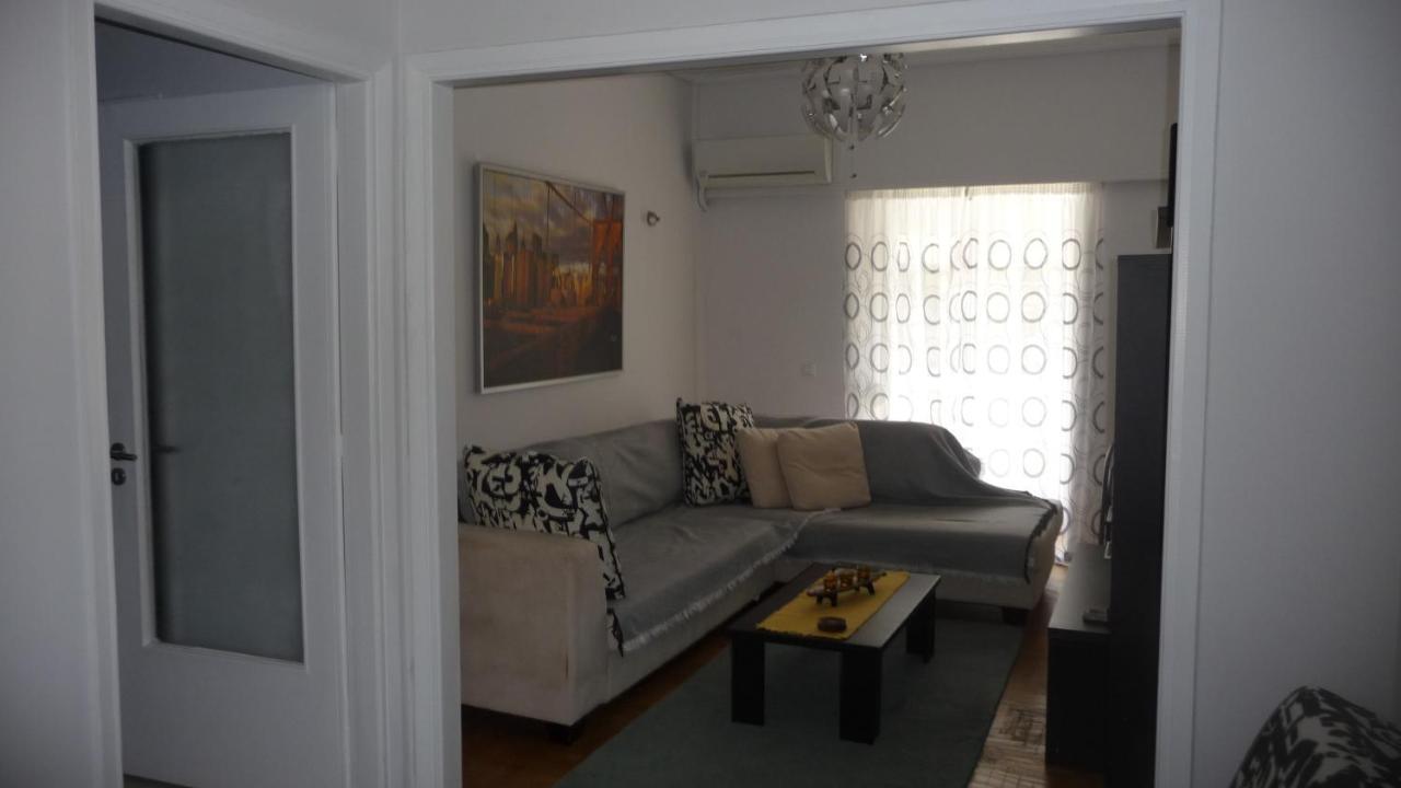 D&J Central Appartment อิโออันนินา ภายนอก รูปภาพ